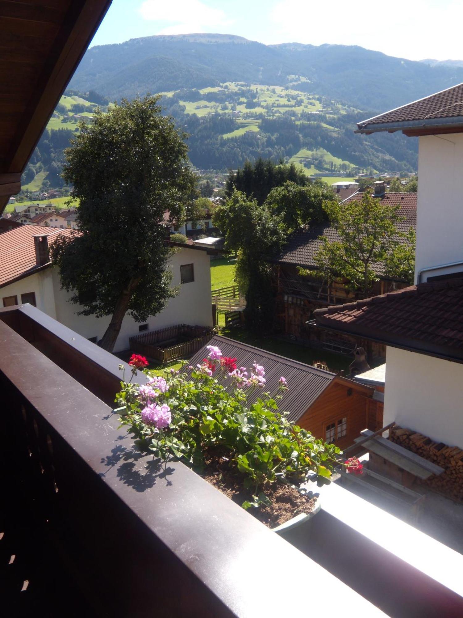 Appartements Schweiberer Ried im Zillertal Eksteriør billede